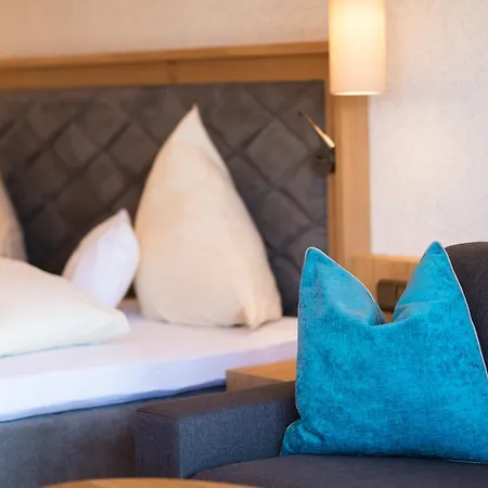 Garten - Sallerhof Hotel 4*